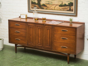 Broyhill Sculptra Dresser