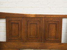 Load image into Gallery viewer, Broyhill Sculptra Headboard
