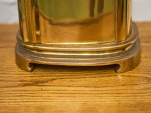Load image into Gallery viewer, Wildwood Teabox Lamp
