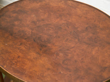 Load image into Gallery viewer, Drexel Heritage Side Table
