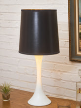 Load image into Gallery viewer, Tulip Base Vintage Lamp Black Shade
