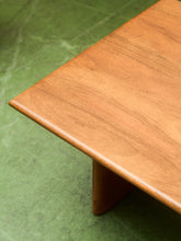 Load image into Gallery viewer, Sergio Coffee Table
