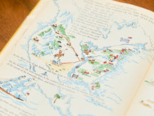 Load image into Gallery viewer, The Little History of the United States by Mable Pyne HC DJ 1940
