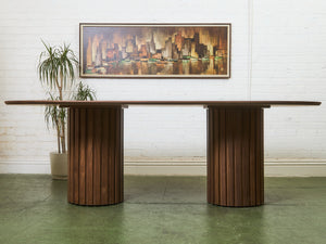 Dalia Oval in Walnut