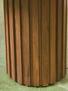 Dalia Oval in Walnut