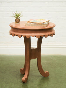 Vintage Wood Scalloped Edge End Table
