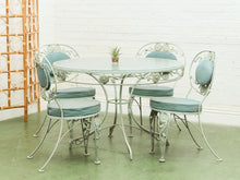 Load image into Gallery viewer, Woodard Vintage Rustic 5 piece outdoor Set
