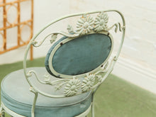 Load image into Gallery viewer, Woodard Vintage Rustic 5 piece outdoor Set
