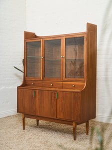 Kroeler Vintage 1960’s Hutch
