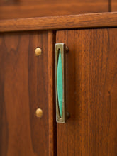 Load image into Gallery viewer, Kroeler Vintage 1960’s Hutch
