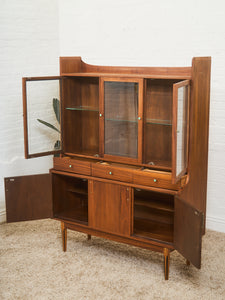 Kroeler Vintage 1960’s Hutch