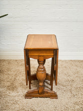 Load image into Gallery viewer, Antique English Victorian style Drop Leaf Gate Leg Console or Dining Table 19th century

