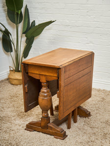 Antique English Victorian style Drop Leaf Gate Leg Console or Dining Table 19th century