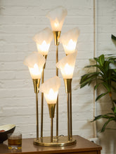Load image into Gallery viewer, Vintage Hollywood Regency Lily Brass Table Lamp
