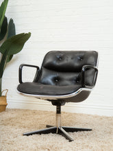 Load image into Gallery viewer, Knoll Vintage Charles Pollock office Chair
