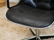 Load image into Gallery viewer, Knoll Vintage Charles Pollock office Chair
