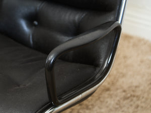 Knoll Vintage Charles Pollock office Chair