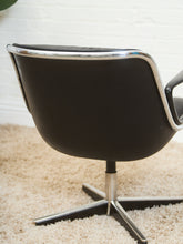 Load image into Gallery viewer, Knoll Vintage Charles Pollock office Chair
