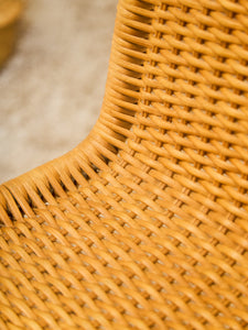 Ludwig Mies van der Rohe’s MR Side Chair