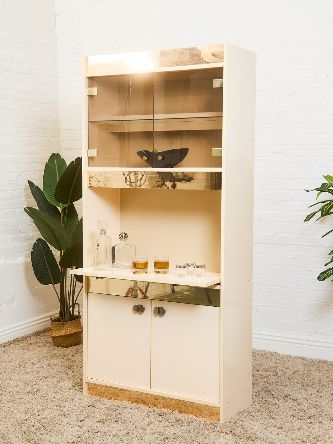 White Post Modern Shelf