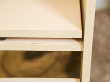 Load image into Gallery viewer, White Post Modern Shelf

