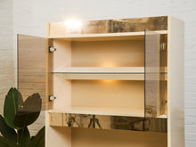 Load image into Gallery viewer, White Post Modern Shelf
