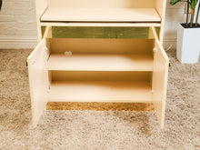 Load image into Gallery viewer, White Post Modern Shelf
