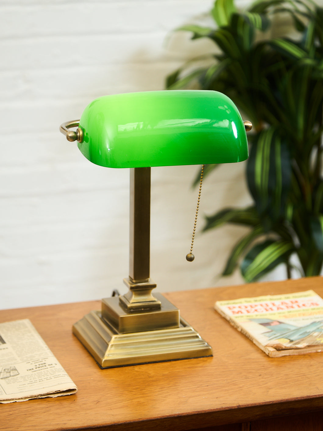 Green Deco Style Task Lamp