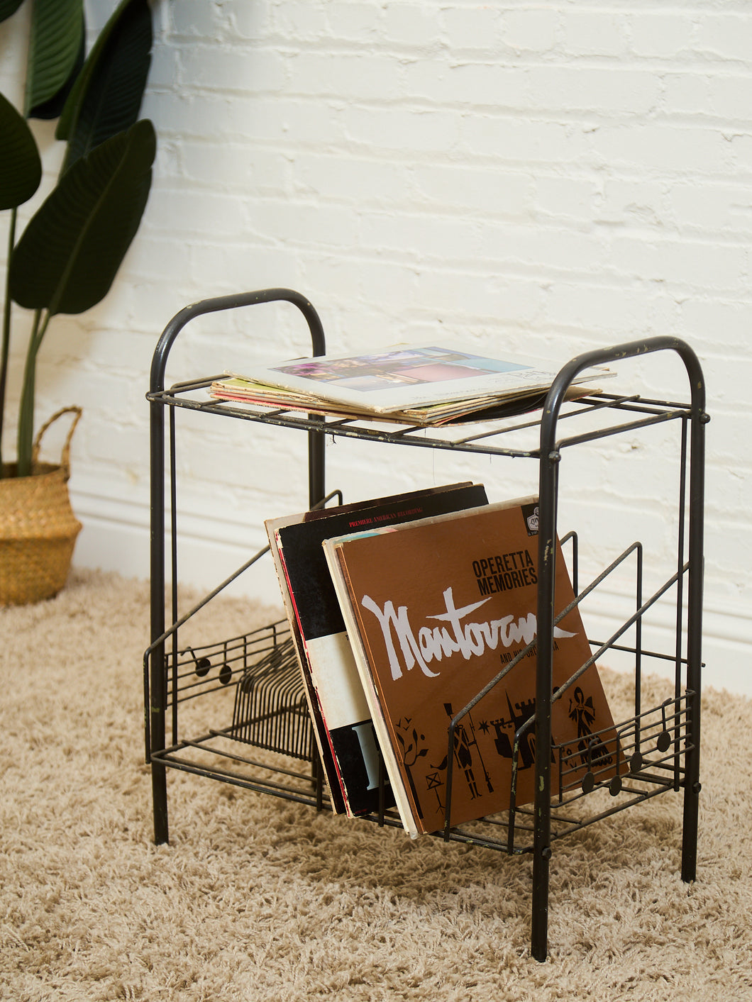 Musical Design Mid Century Record Album Stand