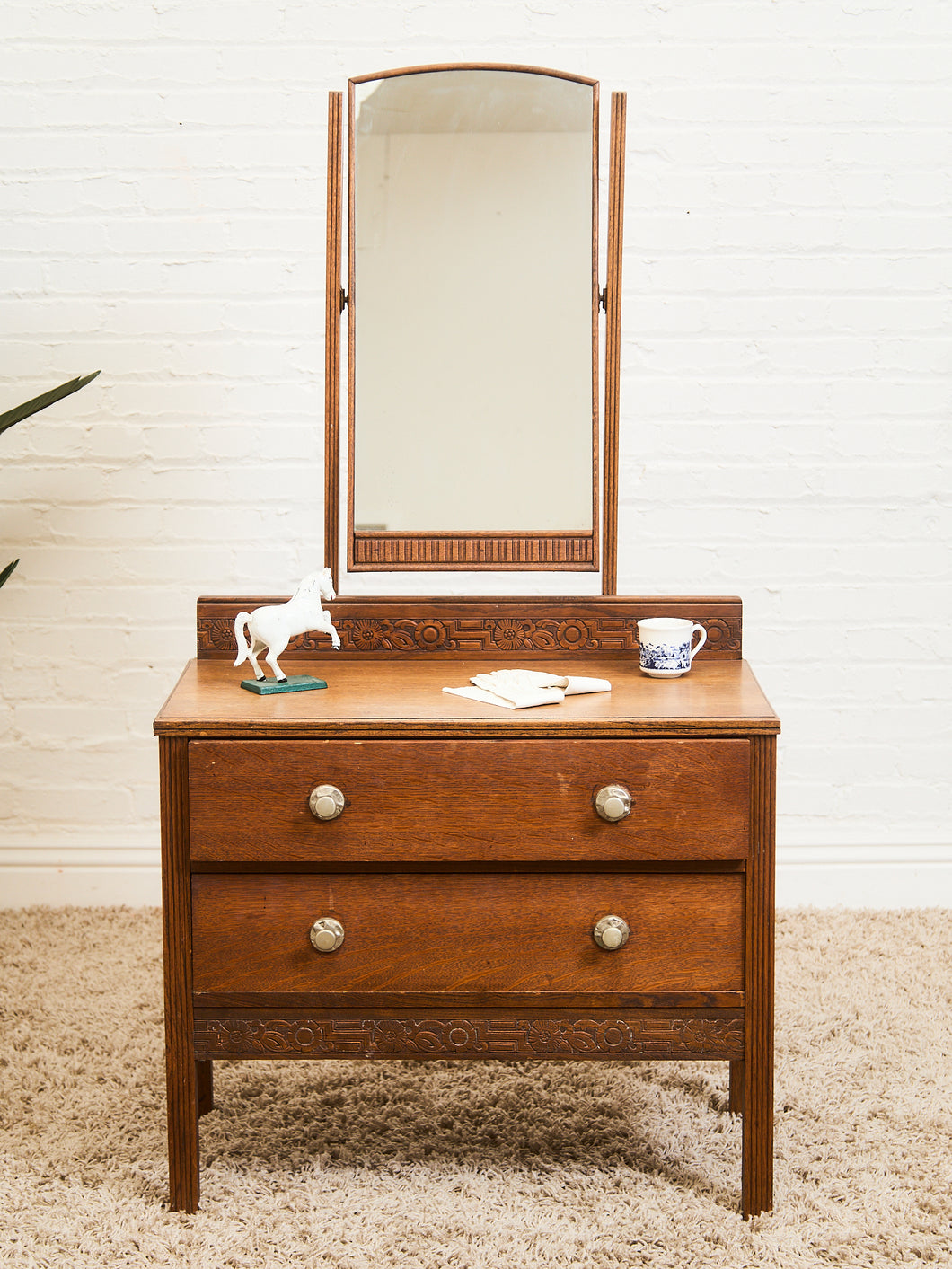 British Arts & Crafts Oak Dressing Table with Mirror