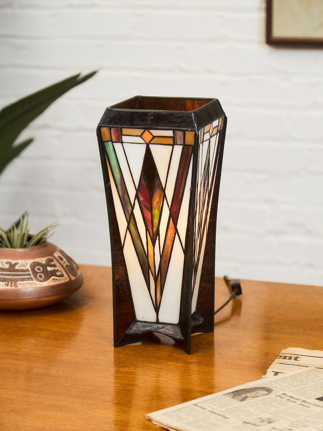 Art Deco Stained Glass Table Lamp