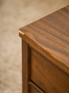 Sculpted Drawer Pull 2 Drawer Nightstand