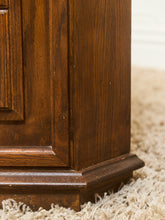 Load image into Gallery viewer, 1970’s Wood Entry Table
