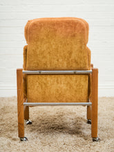 Load image into Gallery viewer, Oak 1970’s Mid Century Dining Set
