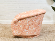 Load image into Gallery viewer, Peach Palm Leaf Pleated Chair
