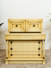 Load image into Gallery viewer, Robot 1950’s style Highboy
