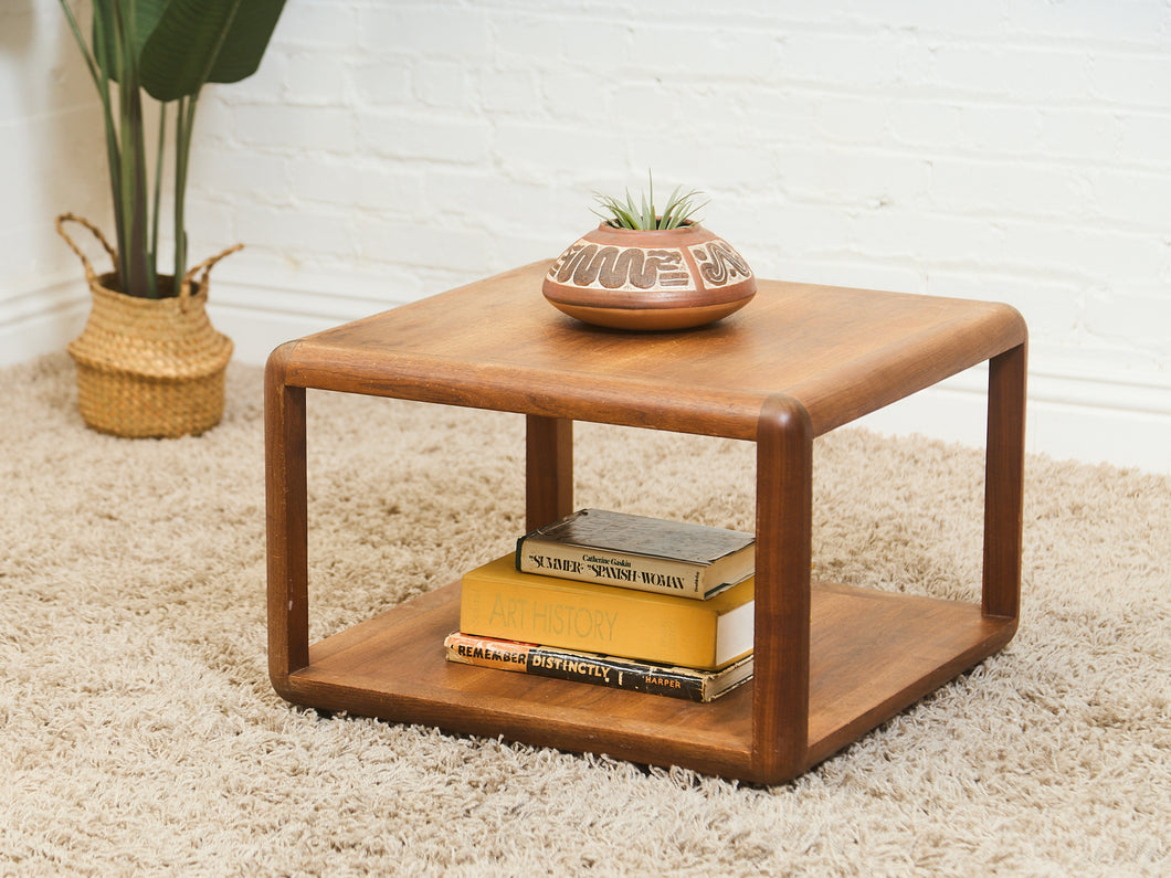 Avenking Designed by Mark Giglio Handcrafted signed table