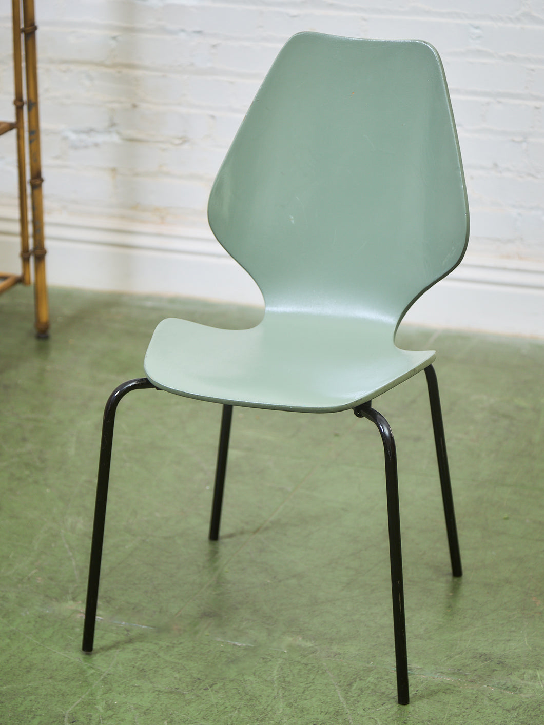 Arne Jacobsen Moulded Wood Chair by Fritz Hansen