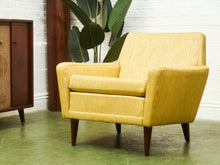 Load image into Gallery viewer, Dux Swedish 1960’s Mid Century Chair
