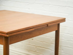 Danish Modern Teak Vintage Dining Table with Draw Leaves
