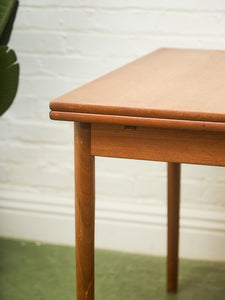 Danish Modern Teak Vintage Dining Table with Draw Leaves