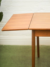 Load image into Gallery viewer, Danish Modern Teak Vintage Dining Table with Draw Leaves

