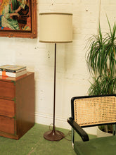 Load image into Gallery viewer, 1970’s Laurel Lamp
