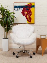 Load image into Gallery viewer, Furry Office Chair
