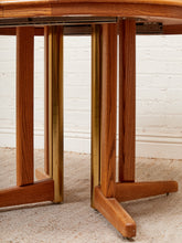 Load image into Gallery viewer, Oak Mid Century Oval Dining Table
