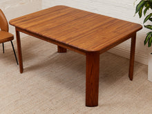 Load image into Gallery viewer, Oak Vintage Dining Table without Leaf
