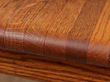 Load image into Gallery viewer, Oak Vintage Dining Table without Leaf
