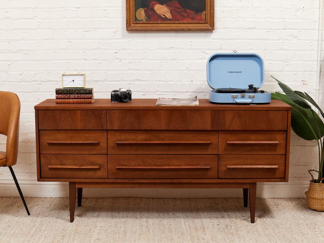 kent coffey dresser Lot
