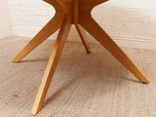 Load image into Gallery viewer, Spider Round Table
