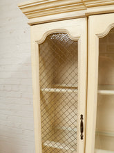 Load image into Gallery viewer, Vintage Pie Safe Hutch
